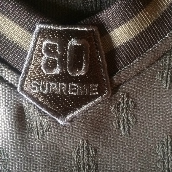 Authentic supreme monogram - Picture 4 of 8